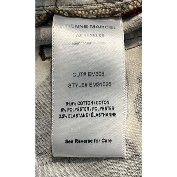 M1-22 ETIENNE MARCEL Women's Jeans Camo Zipper Pockets Green Size 27 - Picture 9 of 9